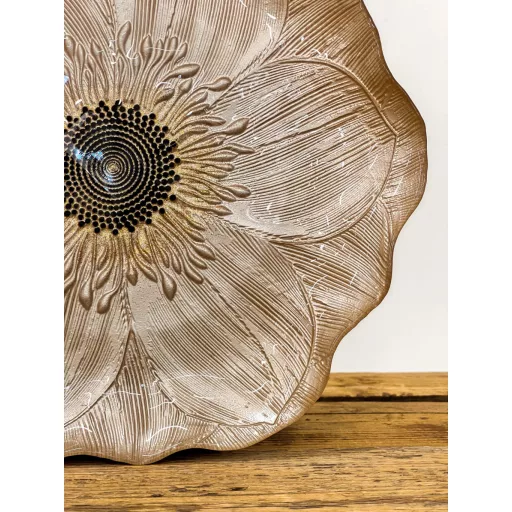 Gerbera lapos üvegtányér 28 cm, mogyoró-bronz
