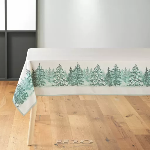 WINTER FOREST FENYŐ MINTÁS SZENNYTASZÍTÓ ASZTALTERÍTŐ, XL-ES, 150X240 CM
