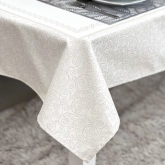   Ezüst lurex asztalterítő, karácsonyfa mintás, 137x180 cm