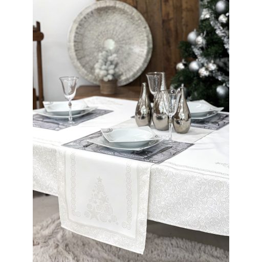 Ezüst lurex asztali futó, karácsonyfa mintás, 44x140 cm