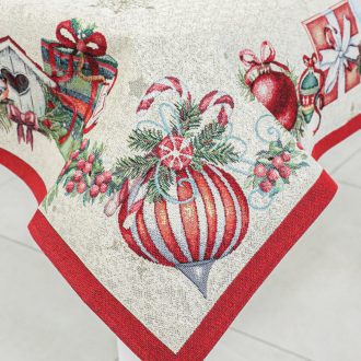   Magic diótörős, piros szélű asztalterítő, 96x100 cm, ezüst lurex