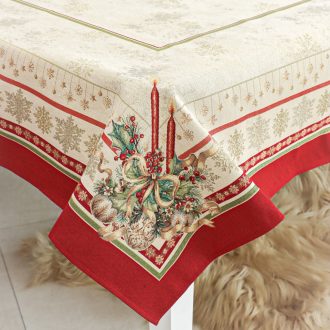   Gyertyás, piros szélű asztalterítő, 137x240 cm, arany lurex