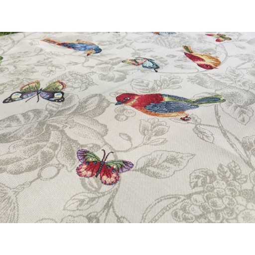 Madaras, pillangós asztalterítő, 137x180 cm