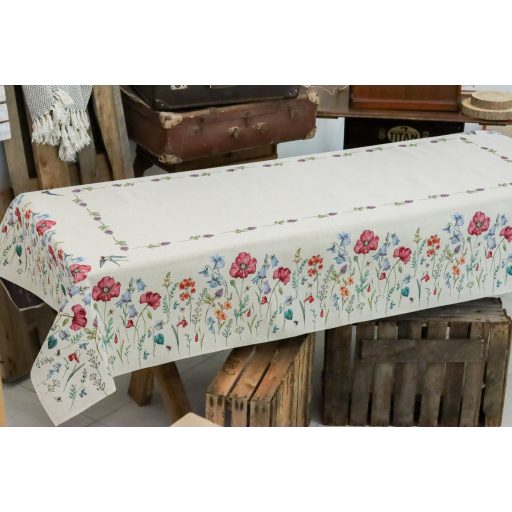 Fecskés asztalterítő, 137x180 cm