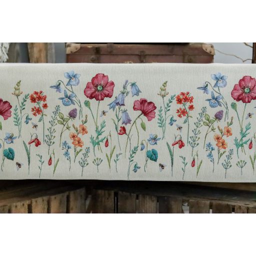 Fecskés asztalterítő, 137x180 cm