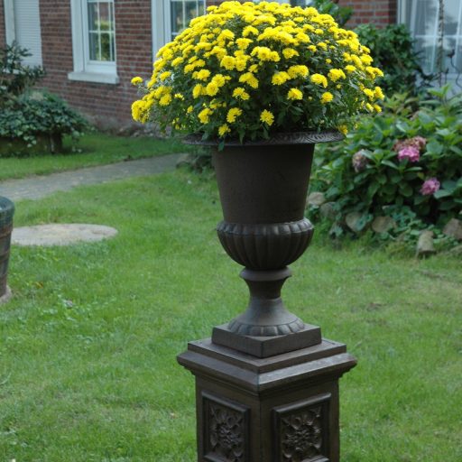 Öntöttvas virágtartó, 66 cm