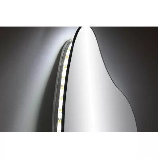 Tükör domború szegéllyel, led-es üveg 50x0,5x130 cm