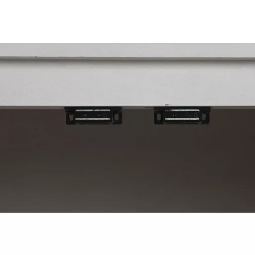 Komód mangófa 182x45x76 cm fehér